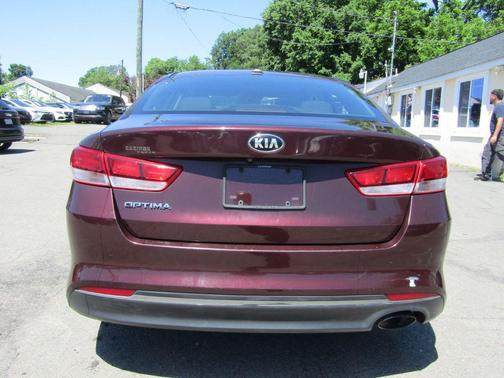 Sangria 2016 Kia Optima LX