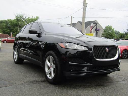 2017 Jaguar F-PACE 35t Premium