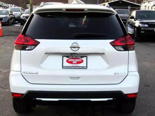 2018 Nissan Rogue SV