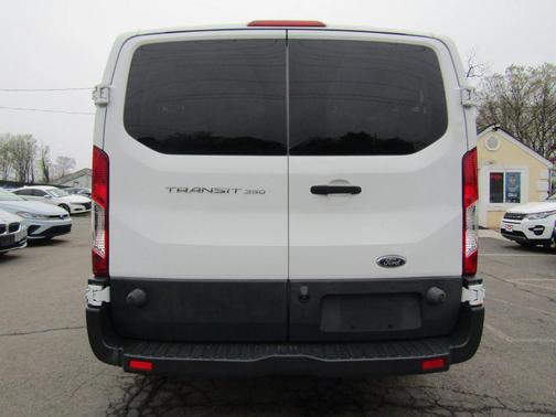 Oxford White 2016 Ford Transit-350 XL