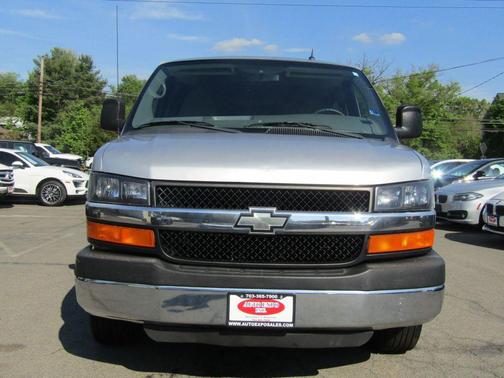 Sheer Silver Metallic 2012 Chevrolet Express 3500 LT