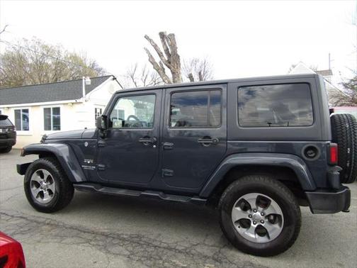2017 Jeep Wrangler Unlimited Sahara