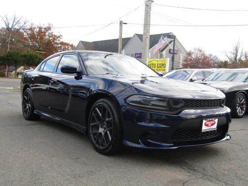 2017 Dodge Charger SE