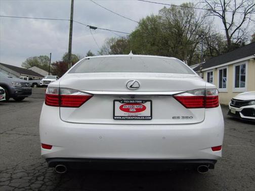 2015 Lexus ES 350 Crafted Line