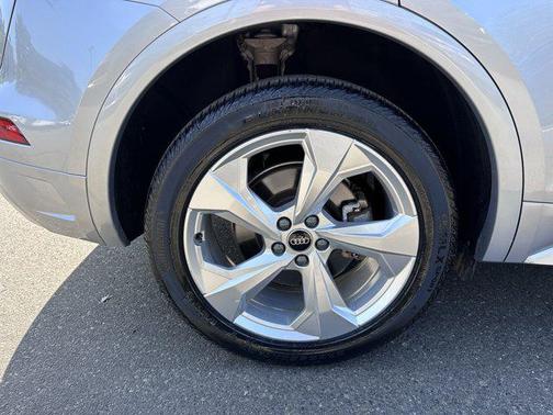 2022 Audi Q5 45 S line Premium Plus