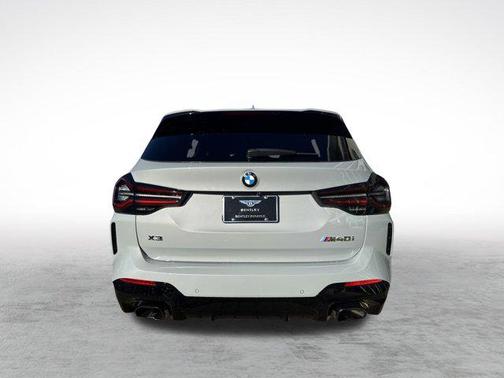 2023 BMW X3 M40i