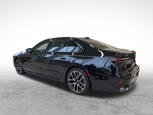Black Sapphire Metallic 2023 BMW 760 i xDrive