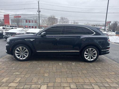 2024 Bentley Bentayga Hybrid V6