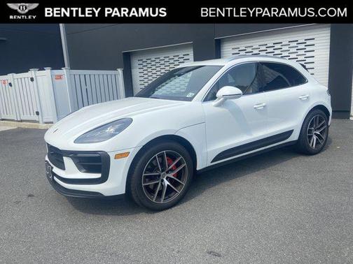 2024 Porsche Macan Base