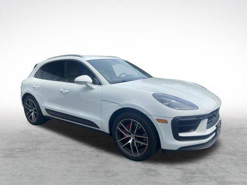 2024 Porsche Macan Base
