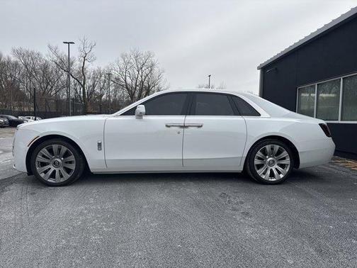 2022 Rolls-Royce Ghost Sedan