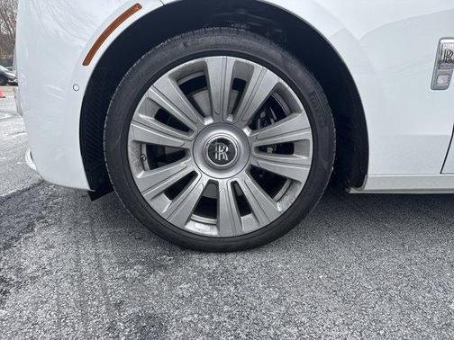 2022 Rolls-Royce Ghost Sedan