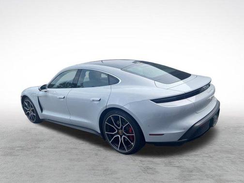 2024 Porsche Taycan 4S