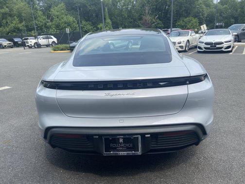 2024 Porsche Taycan 4S