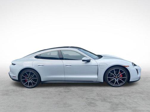 2024 Porsche Taycan 4S