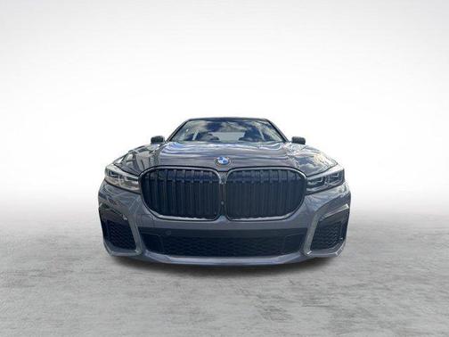 2021 BMW 750 i xDrive