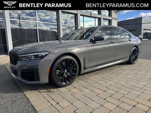 2021 BMW 750 i xDrive