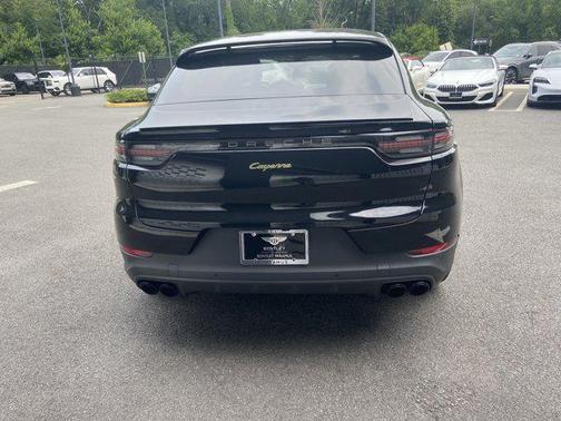 2022 Porsche Cayenne Platinum Edition