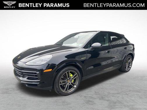 2022 Porsche Cayenne Platinum Edition