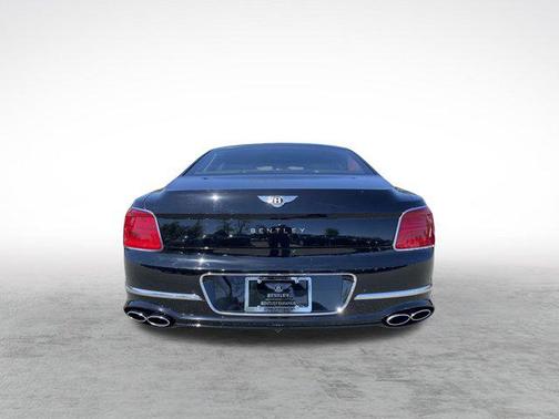 2022 Bentley Flying Spur V8