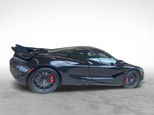 2024 McLaren 750S Coupe