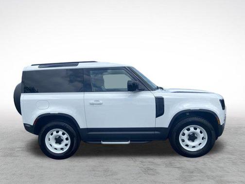 2024 Land Rover Defender 90 P300 S