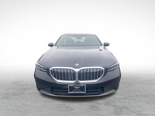 2024 BMW 530 i xDrive