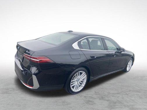 2024 BMW 530 i xDrive
