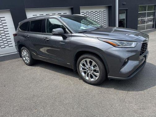 2021 Toyota Highlander Hybrid Limited