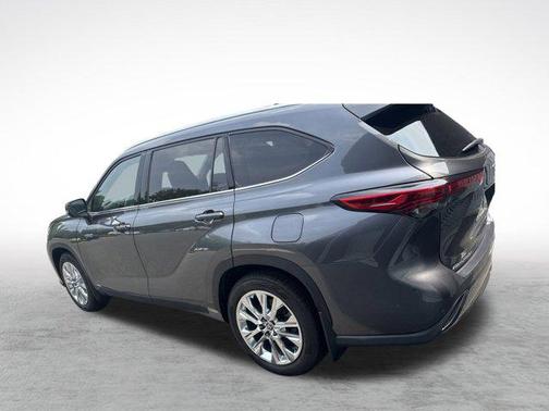 2021 Toyota Highlander Hybrid Limited