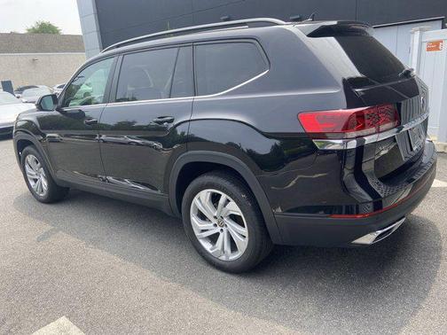2021 Volkswagen Atlas 2.0T SE w/Technology 4MOTION