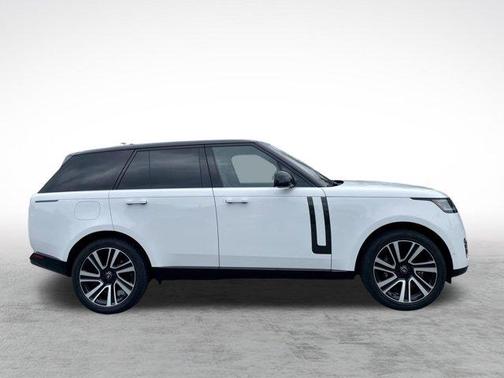 2023 Land Rover Range Rover P530 SE
