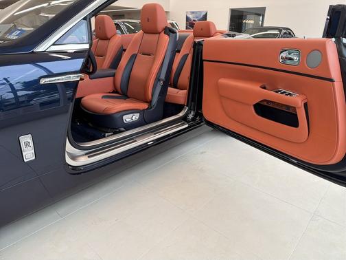 Midnight Sapphire 2018 Rolls-Royce Dawn Convertible