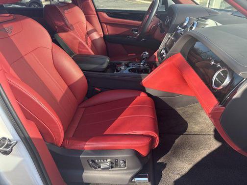 2020 Bentley Bentayga V8