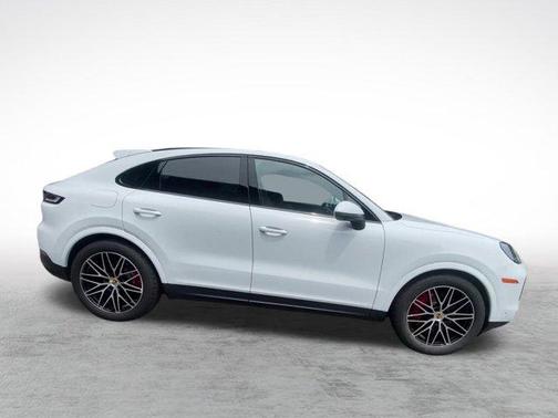 2024 Porsche Cayenne S