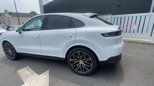 2024 Porsche Cayenne S