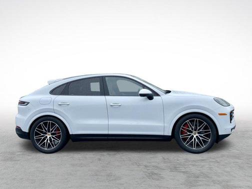 2024 Porsche Cayenne S