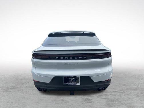 2024 Porsche Cayenne S