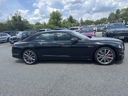 2021 Bentley Flying Spur V8