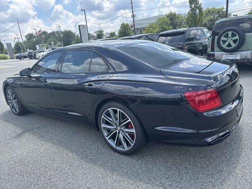 2021 Bentley Flying Spur V8
