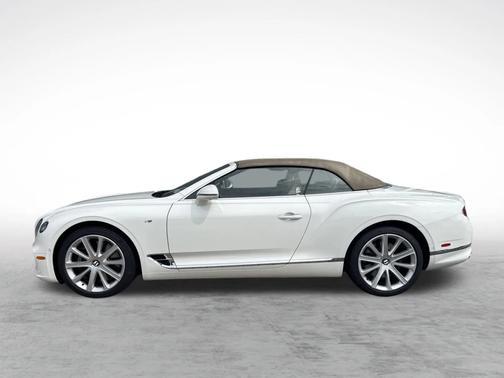 Glacier White 2021 Bentley Continental GT V8