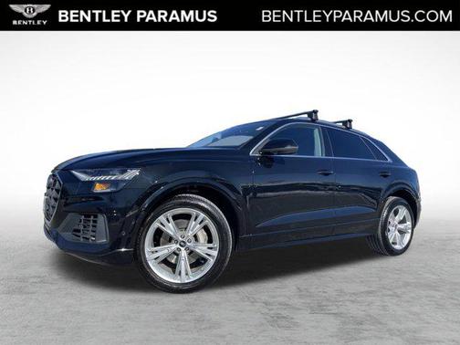Mythos Black Metallic 2023 Audi Q8 55 Premium Plus