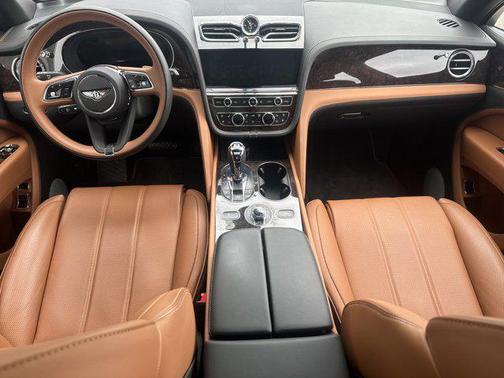 2024 Bentley Bentayga EWB