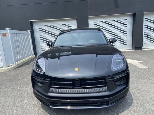 2024 Porsche Macan GTS