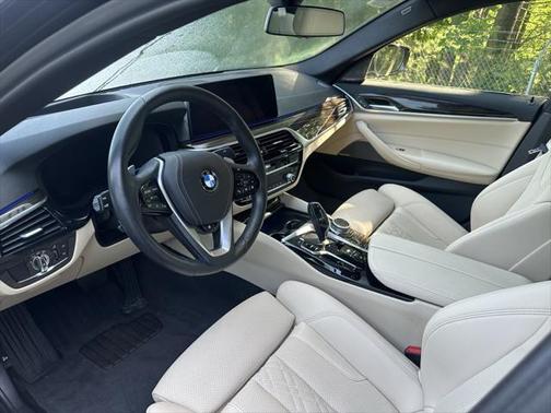 2022 BMW 530 i xDrive