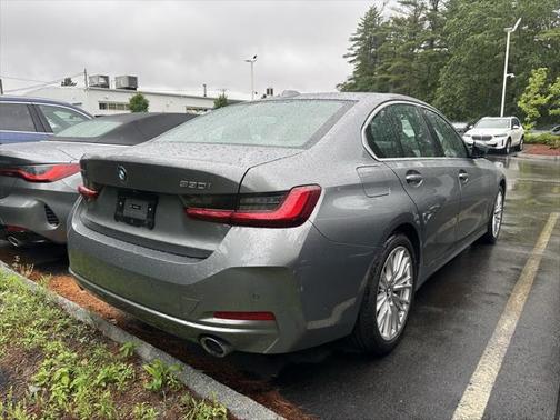 2024 BMW 330 i xDrive