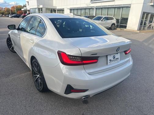 2022 BMW 330 xDrive
