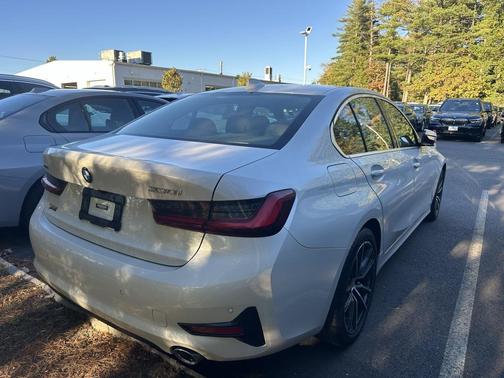 2022 BMW 330 xDrive