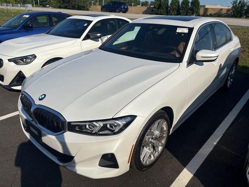 Mineral White Metallic 2025 BMW 330 xDrive