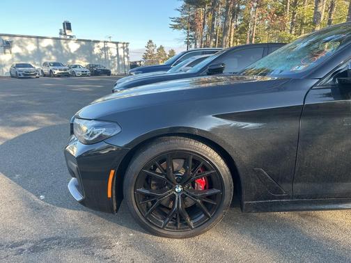 2023 BMW 530 i xDrive